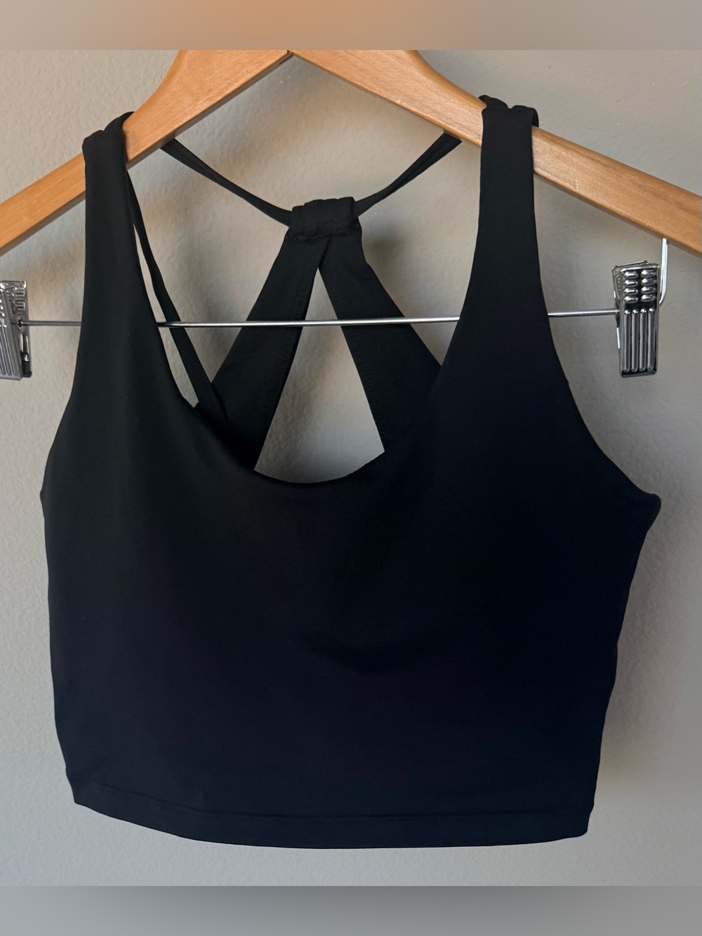 Black Crossback Sport Bra Missing Label approx size Medium
